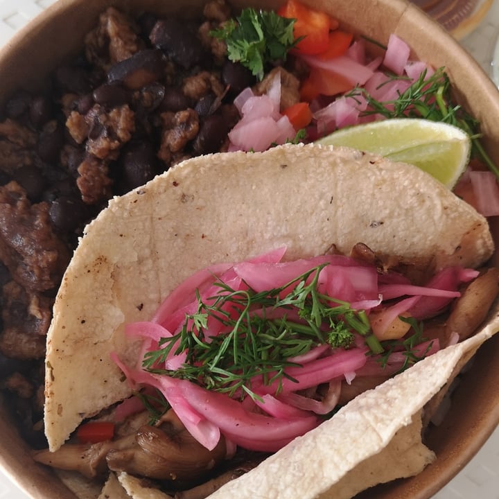 photo of La Cocinita Verde - Comida Vegana Bowl Mexicano shared by @andreabatista on  08 Jul 2020 - review