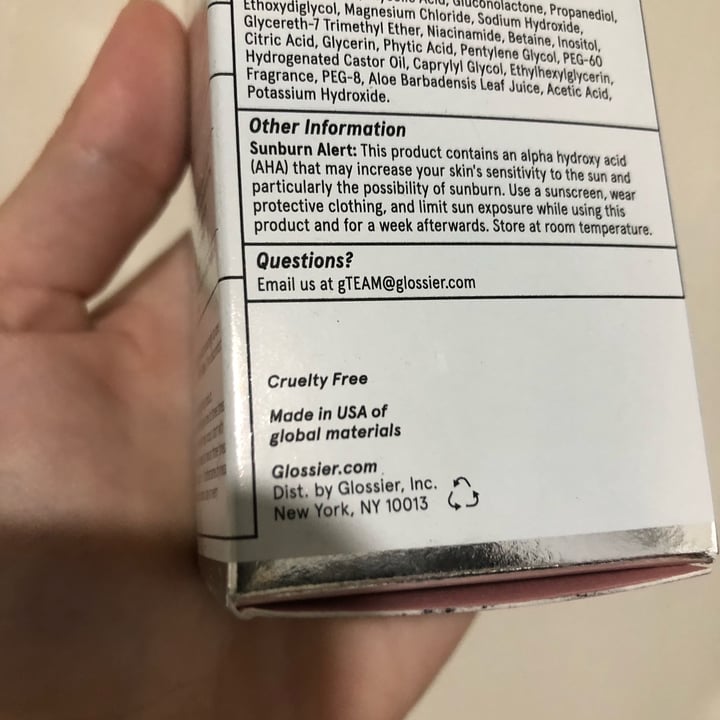 review photo of Glossier solution skin perfector shared by @gxlsxy on 20 Sep 2022 - review