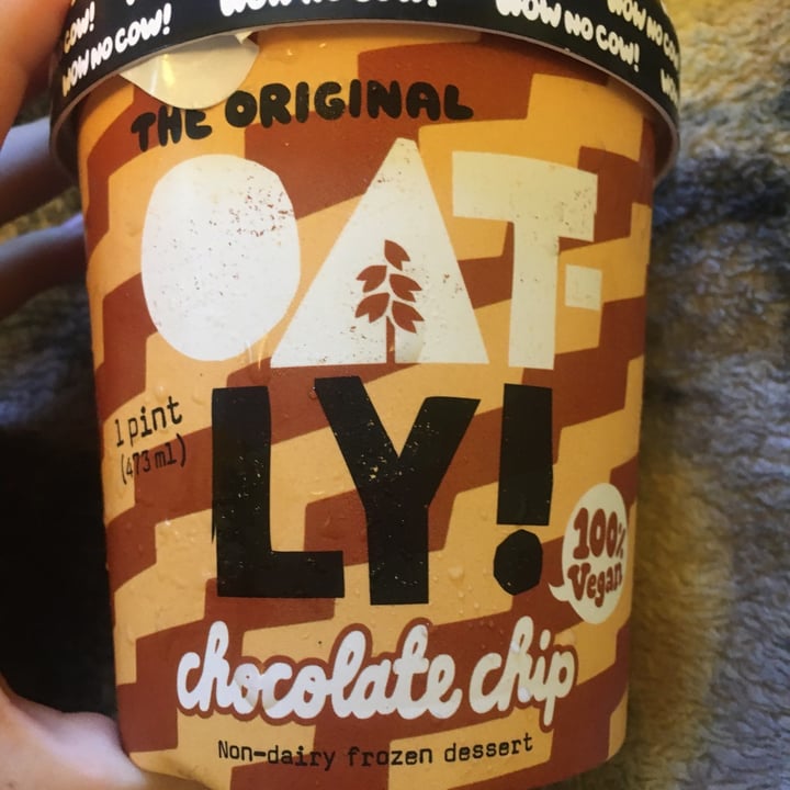 photo of Oatly Chocolate Chip shared by @maisietheblindhen on  02 Sep 2020 - review