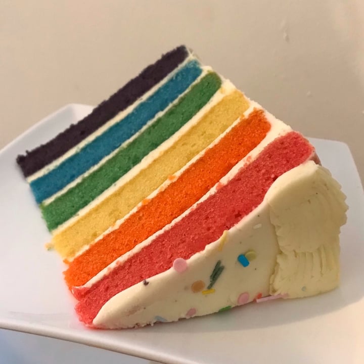 photo of Vida Bakery Rainbow Cake shared by @alacoque on  20 Feb 2020 - review