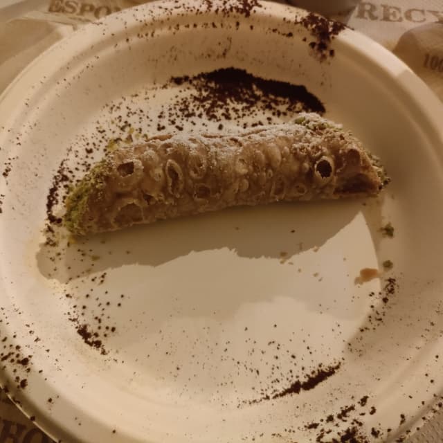 Photo of the dish “V-cannolo”