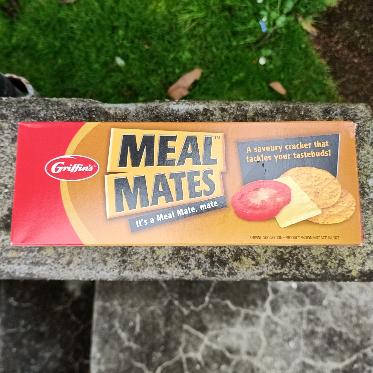 Meal Mates The Original Poppy & Sesame Crackers from Griffin's - Vegan ...