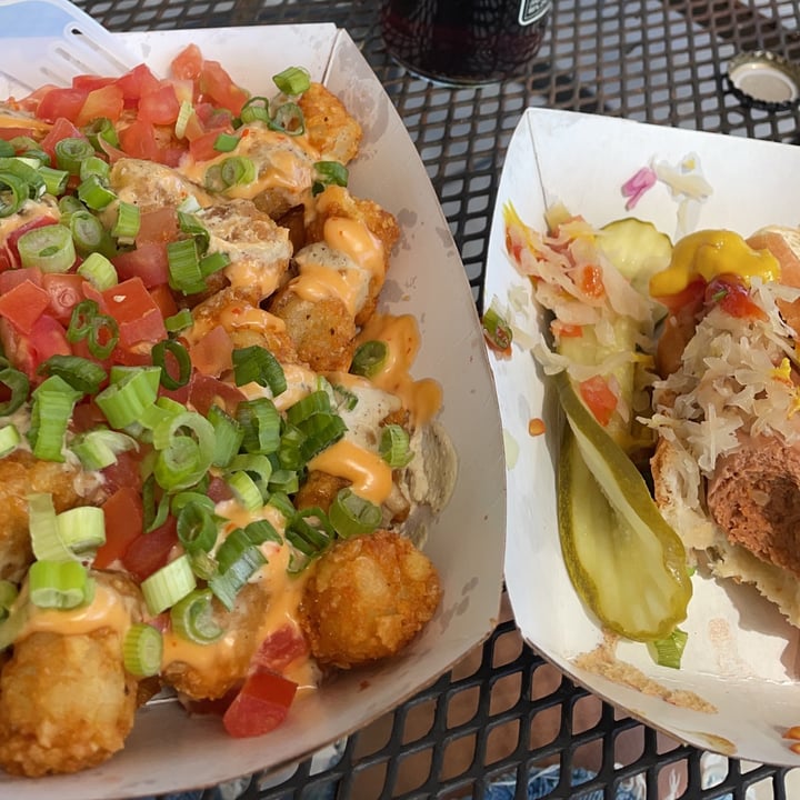 photo of Curia On The Drag Vegan Hot Dog and Tater tots shared by @blc1234 on  11 Apr 2022 - review