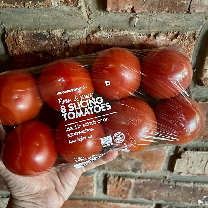 photo of Woolworths Food Slicing tomatoes shared by @jeanne-marie on  06 Dec 2021 - review