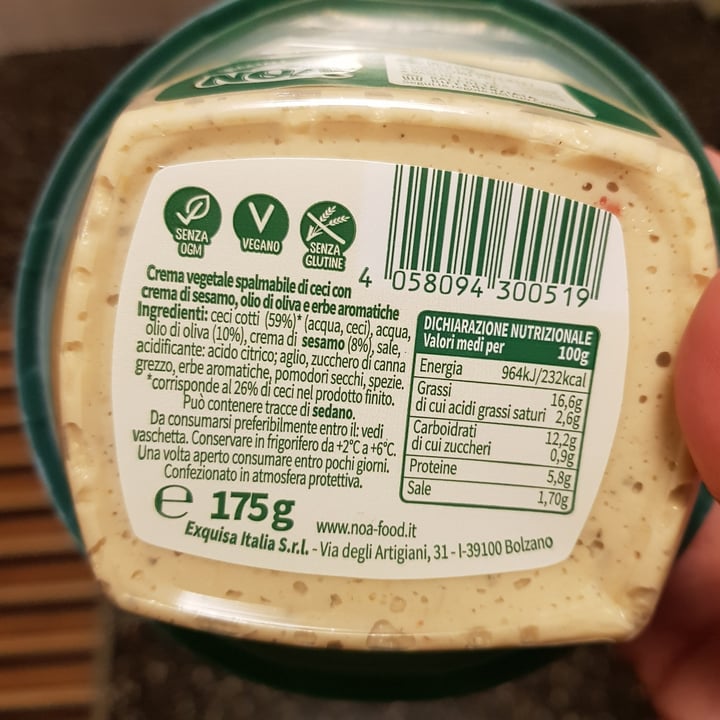 photo of Noa Hummus Ceci & Erbe shared by @manuelalmp on  10 Apr 2022 - review