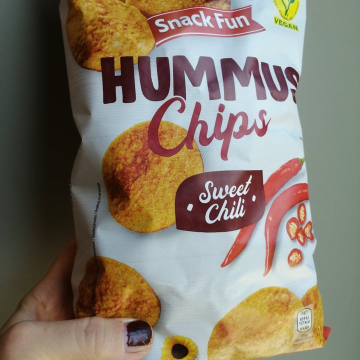 photo of Snack fun - Aldi hummus chips shared by @cadodi on  09 Aug 2022 - review