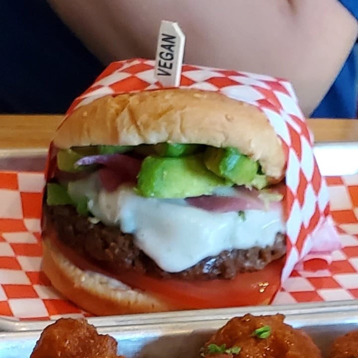 review photo of Munchies Diner Jalapeno Burger shared by @lehnehsu on 21 Aug 2021 - review