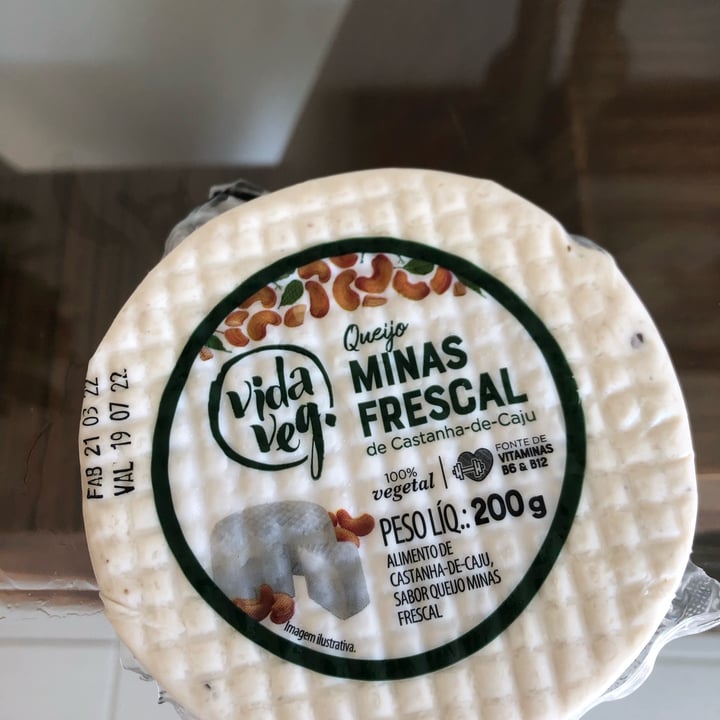 photo of Vida Veg queijo de castanha de caju sabor parmesão shared by @jesuseuconfioemvos29 on  29 May 2022 - review