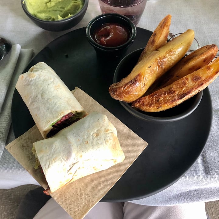 photo of Soulgreen Red Quinoa Wrap shared by @astrid269 on  27 Jul 2021 - review