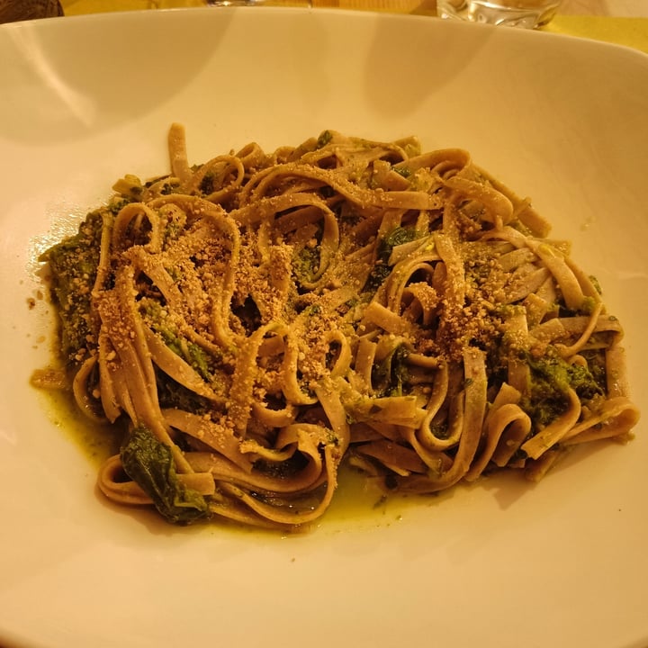 review photo of Bottega Vegana fettuccine di farro con cime di rapa e broccoli shared by @creuzadema on 20 Nov 2022 - review