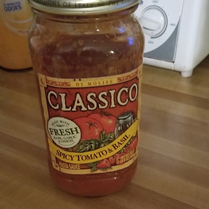 review photo of Classico Fire Roasted Tomato and Garlic shared by @amyireland on 21 May 2020 - review