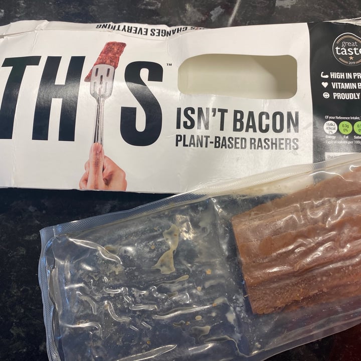 photo of THIS This isn't Bacon Plant-Based Rashers shared by @veganiseasian on  08 Nov 2020 - review