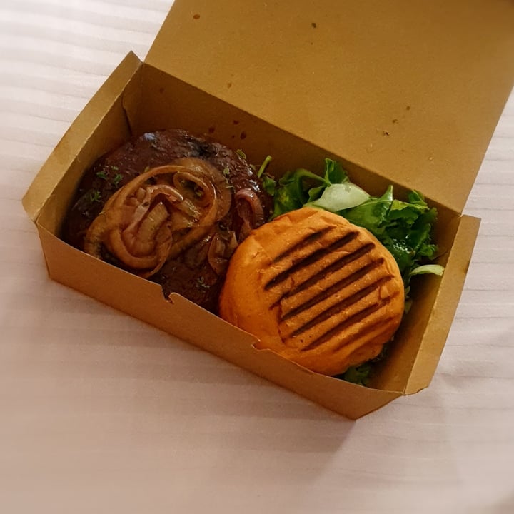 photo of Seed Cafe Vegan Beany Burger shared by @fireballlily on  04 Sep 2021 - review