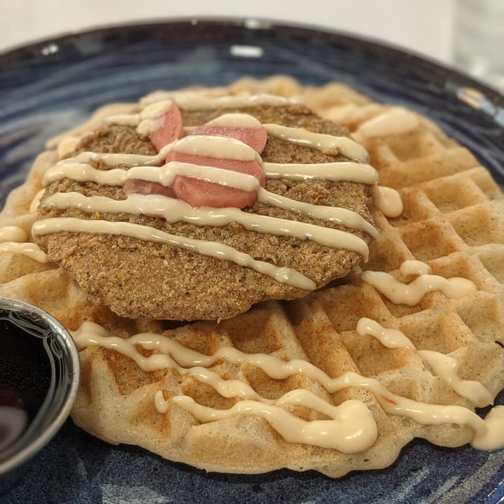 photo of Hark! Cafe Chicken And Waffles shared by @iszy on  12 Mar 2022 - review