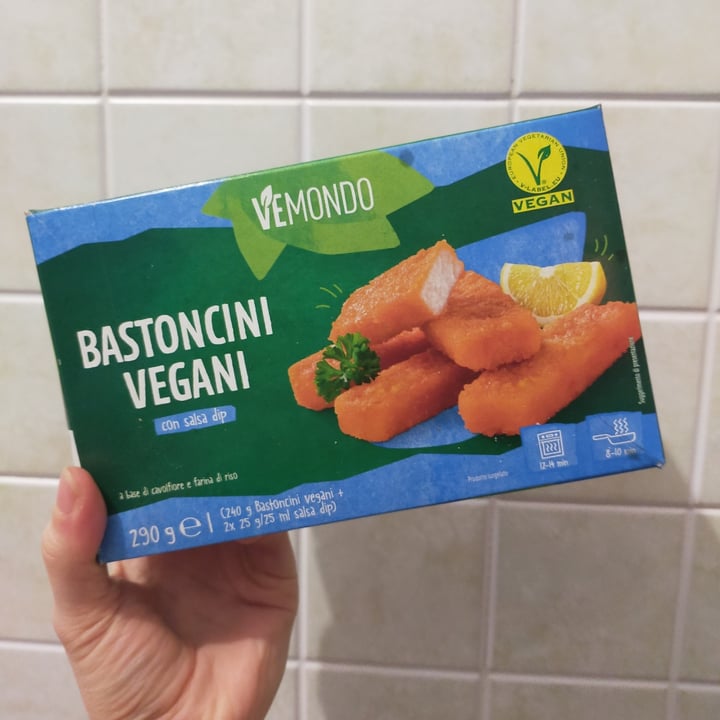 review photo of Vemondo Bastoncini Vegani con Salsa Dip shared by @casamattonella on 02 Apr 2022 - review