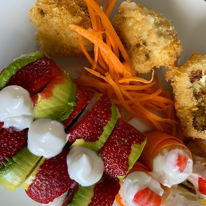 photo of Aiko Sushi (old Active Sushi On Bree) Vegan combo 3 and tempura mushroom shared by @meggiesveggies on  10 Mar 2021 - review