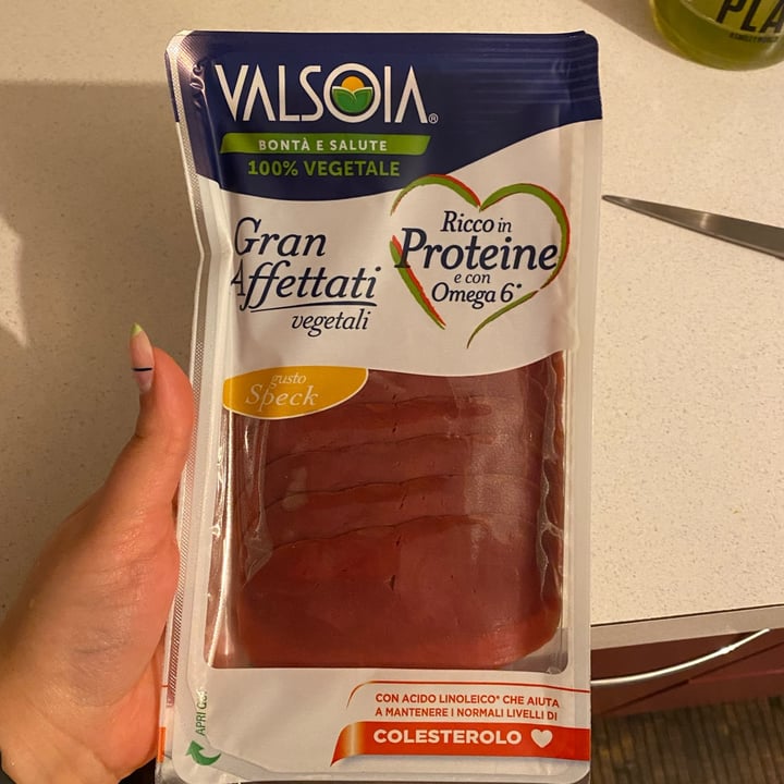 photo of Valsoia Gran Affettati Vegetali Gusto Bresaola shared by @serenonaa on  15 Apr 2022 - review