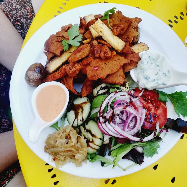 photo of Harvest Café-Bistrot Gyrosteller shared by @homovirido on  03 Jul 2020 - review