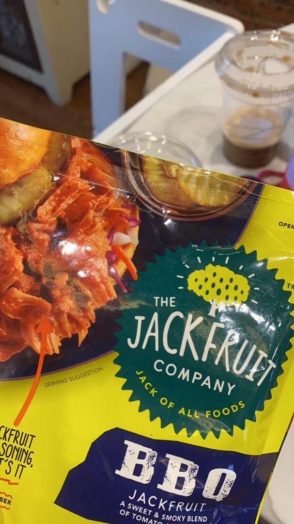 photo of The Jackfruit Company BBQ Jackfruit a sweet & smoky Blind of Tomato & Mesquite shared by @anacarlahd on  29 Feb 2020 - review