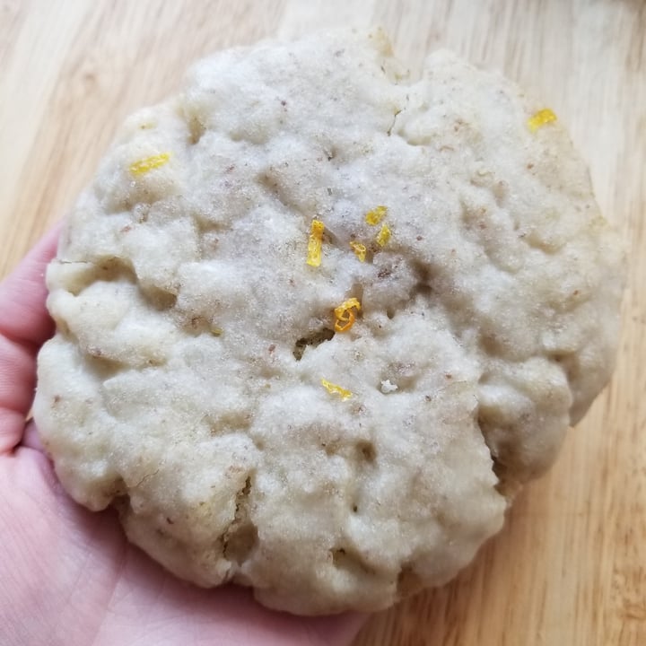 photo of Sweet Beets Lemon Cookie shared by @plantpoweredpotato on  17 Aug 2020 - review