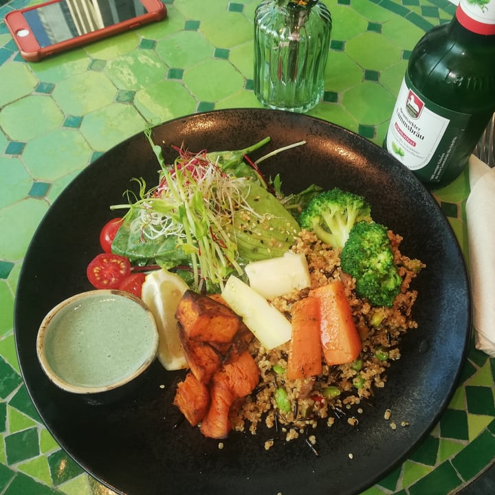 review photo of VEVAY Kimchi Reis Bowl & Quinoa Wildreis shared by @elisabethlaemmer on 10 Sep 2020 - review