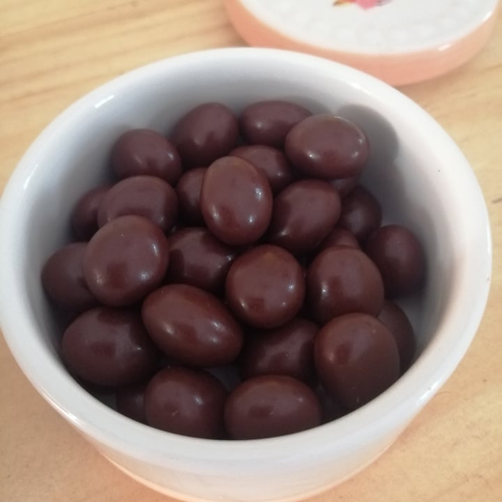 photo of Vegan Bageri Almendras con chocolate shared by @lucerodn on  05 Apr 2021 - review