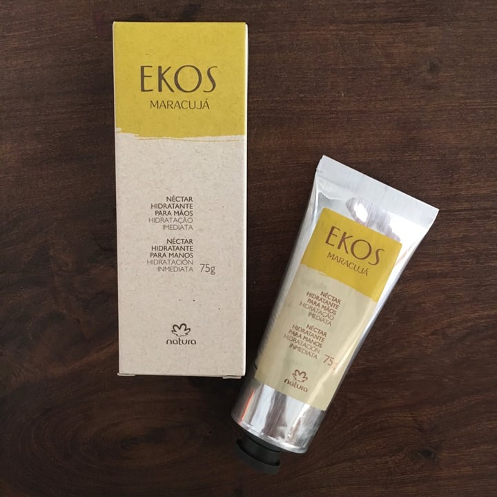 review photo of Natura Crema Para Manos Ekos De Maracuja shared by @luzvegana on 04 Dec 2020 - review