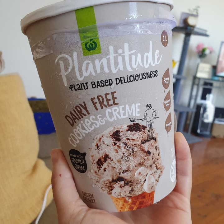photo of Plantitude Plantitude Cookies And Cream Ice Cream shared by @monaperry on  24 Jan 2021 - review