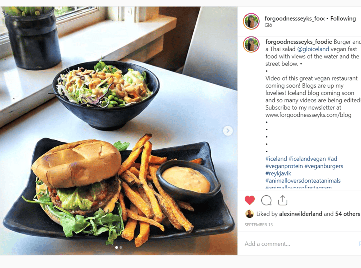 review photo of Gló Vegan Burger and Thai Salad shared by @forgoodnessseyks on 31 Oct 2019 - review