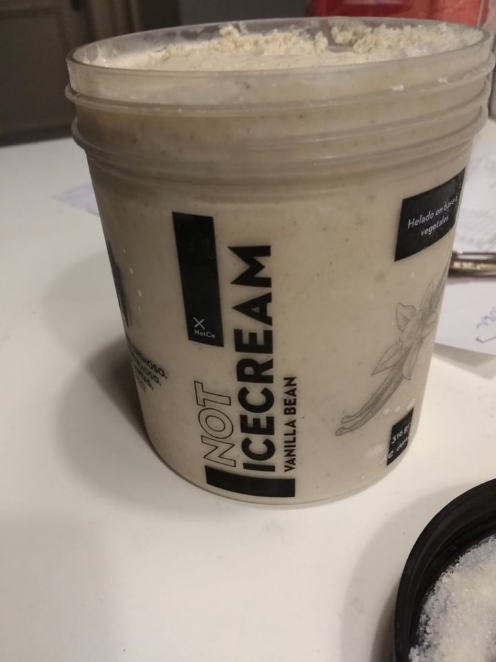 photo of NotCo Not Icecream Vainilla Bean shared by @omarchelechg on  13 Apr 2020 - review
