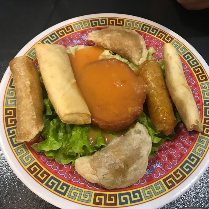 review photo of Tien Hiang Assortiment chaud shared by @marbracco on 10 Dec 2022 - review