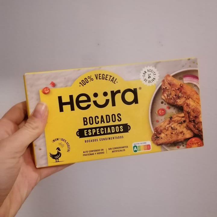 review photo of Heura Bocados Especiados shared by @veganoonpics on 27 Dec 2021 - review