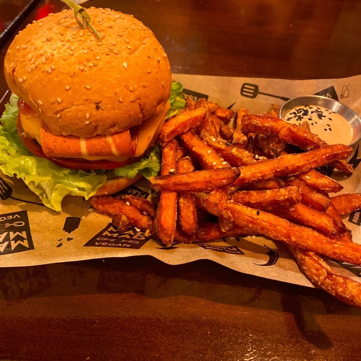 photo of Mad Mad Vegan Double cheese vacon shared by @nestor33 on  07 Sep 2020 - review