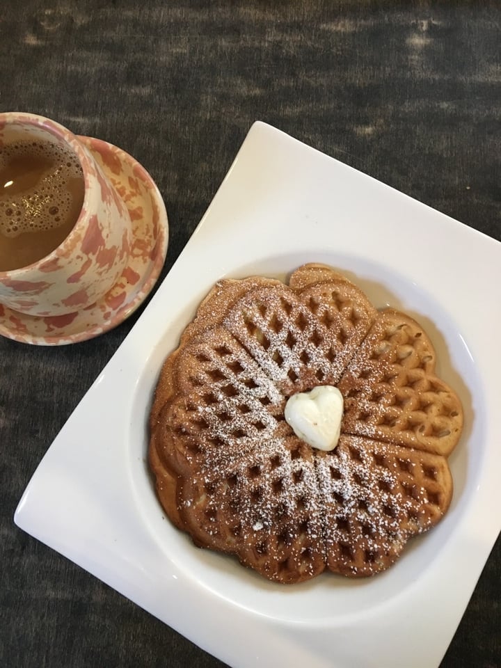 photo of Lagusta's Luscious Commissary! Simple Waffles shared by @ggsovegan on  11 Jan 2020 - review