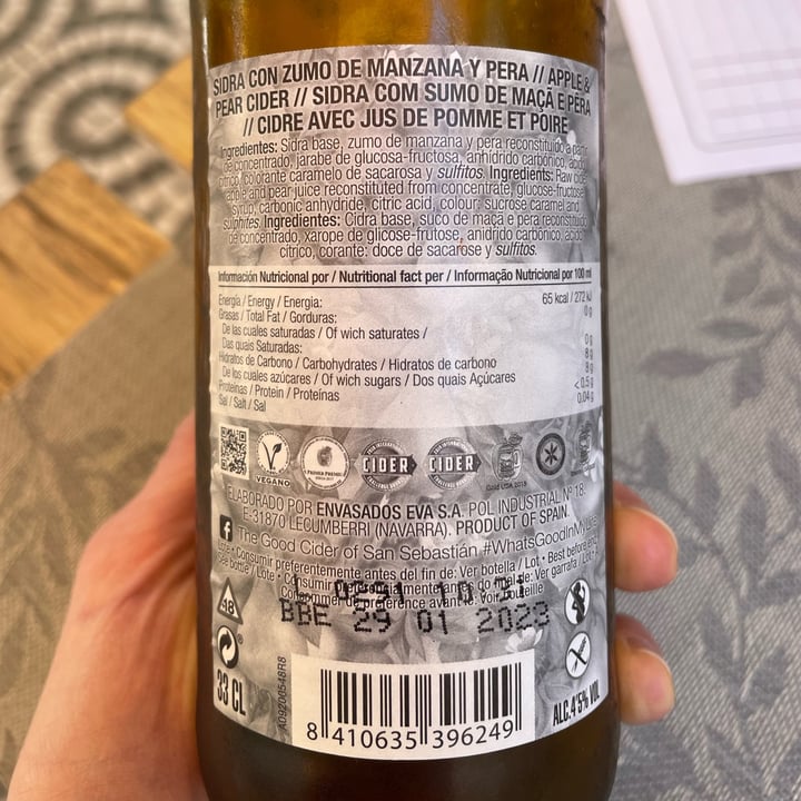 photo of O Porto dos Gatos Pear Cider shared by @minmarmag on  09 Nov 2021 - review