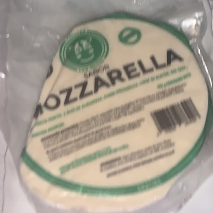 photo of Felices Las Vacas Mozzarella  shared by @ilubobro on  21 Oct 2020 - review