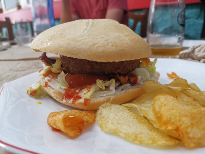 photo of Mostaza Y Media Beyond burger shared by @annego on  04 Aug 2019 - review