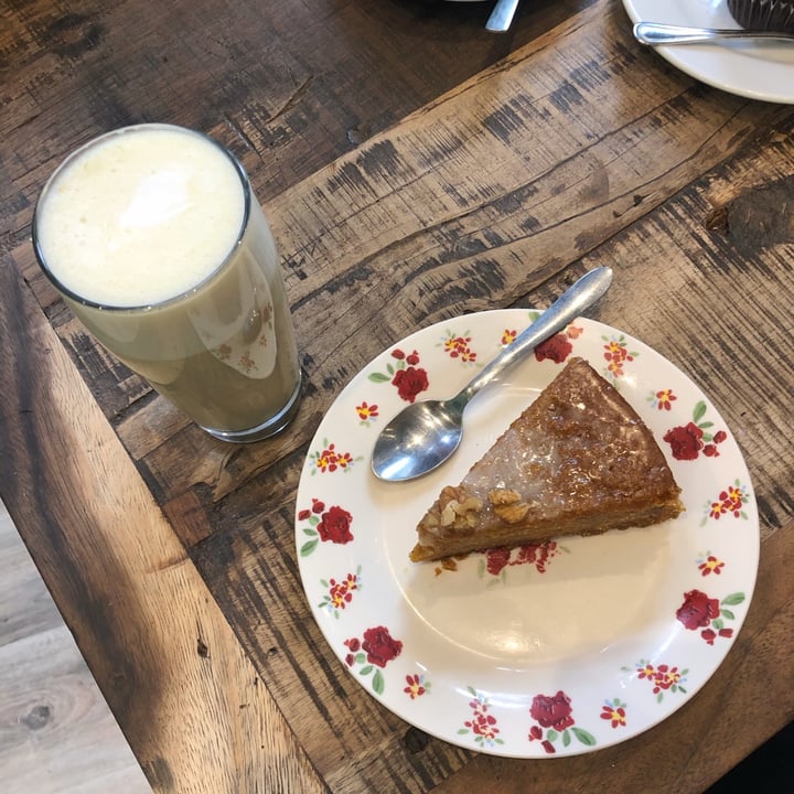 photo of Le Tigre Cakes Carrot cake shared by @izaskunquilez on  23 Oct 2021 - review