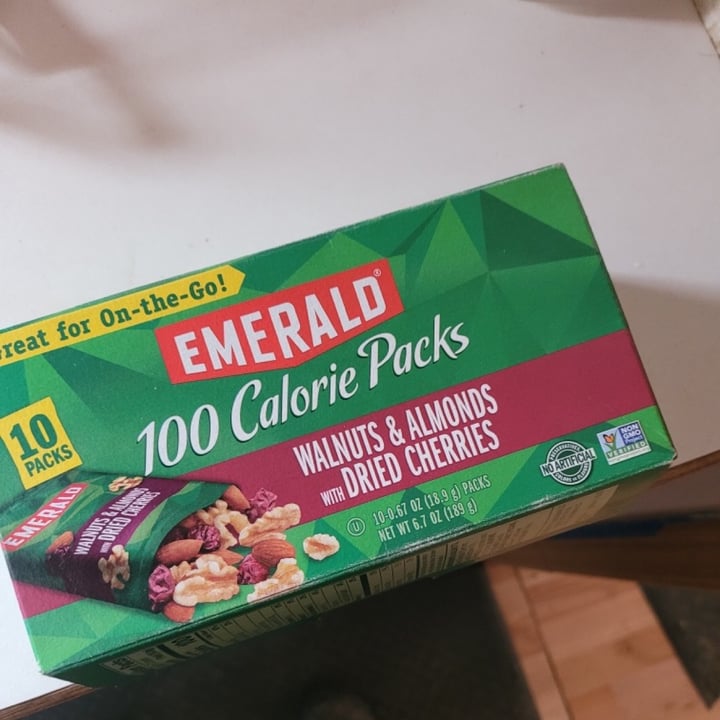 review photo of Emerald Walnuts & Almonds with dried cranberries shared by @jkmonterio on 24 Nov 2020 - review