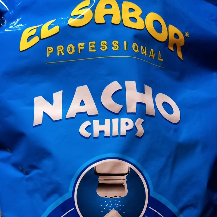 photo of El Sabor Nacho chips salted shared by @francy76 on  14 Mar 2022 - review