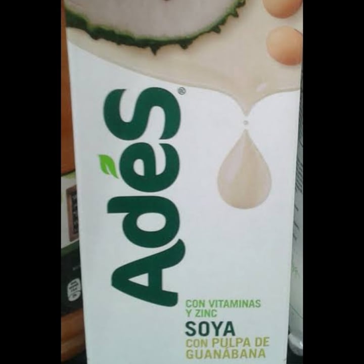 photo of Ades Leche de Soja sabor Guanábana shared by @lizzzie on  11 Nov 2021 - review