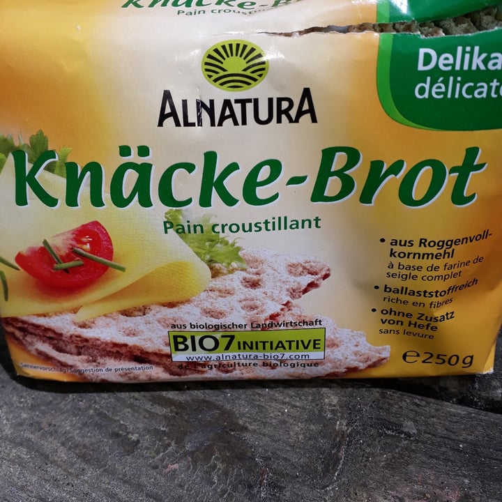 review photo of Alnatura Pain croustillant shared by @laurs on 17 Jul 2020 - review