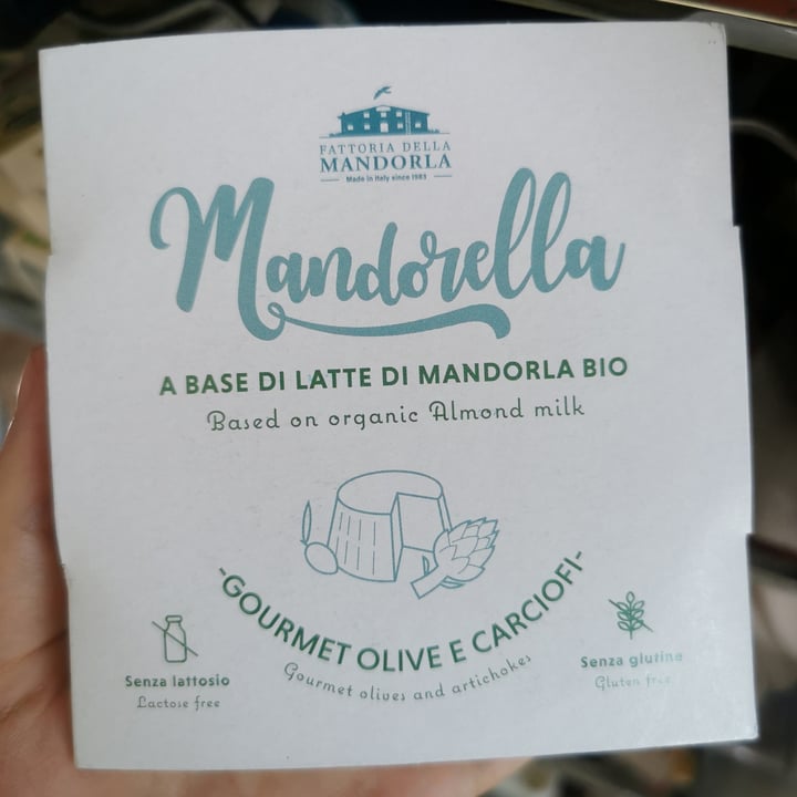 photo of Mandorella Gourmet Olive E Carciofi shared by @vegveggy on  02 Jul 2022 - review