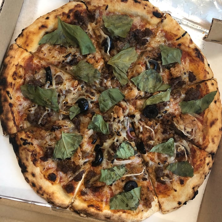 photo of Sunny Slices Meatless Lovers shared by @noll-fyra on  30 Oct 2020 - review