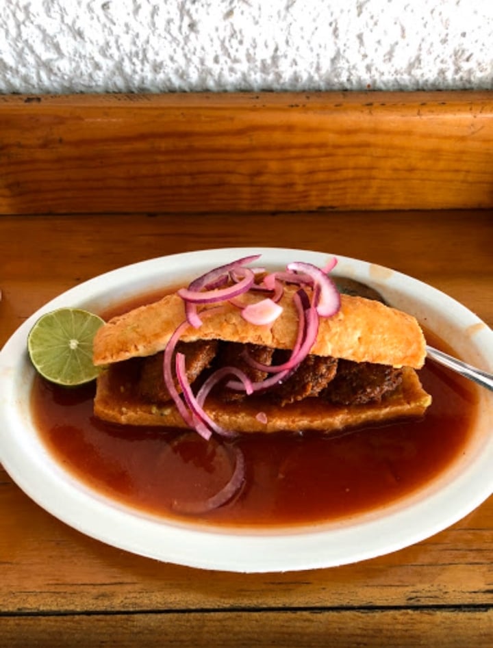 review photo of Falafel Torta Ahogada De Falafel shared by @soyrsgasol on 30 Nov 2019 - review
