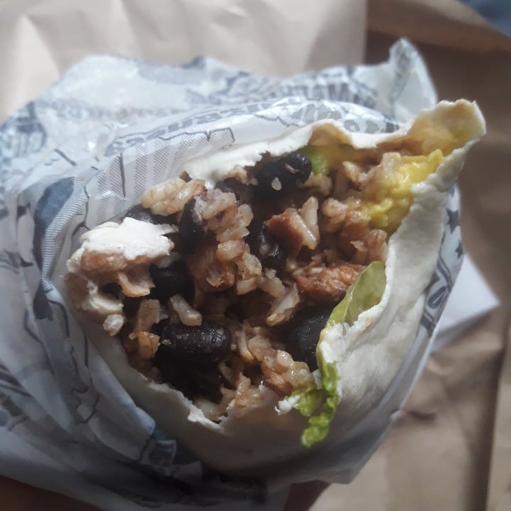 photo of Vegan'us Burrito vegano shared by @sunshine18 on  16 Aug 2021 - review