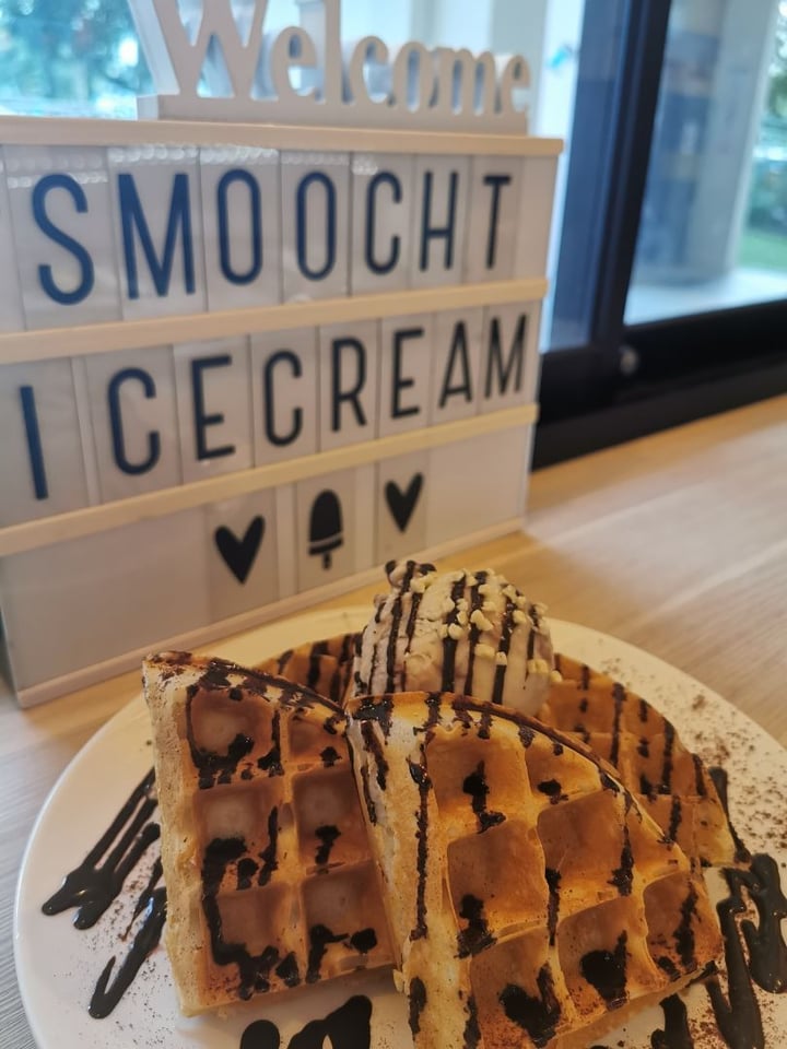 photo of WS Deli Experience Store Waffle and 2 flavored snowballs shared by @kastii on  13 Jun 2019 - review