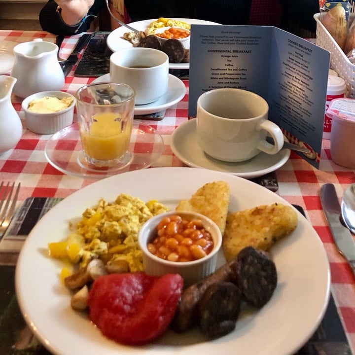 photo of Lea Hurst B & B Vegan Full English Breakfast shared by @dalycasa on  08 Dec 2022 - review