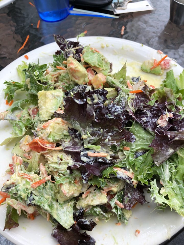 photo of Bliss Cafe Avocado lemon love salad shared by @ateretgoldman on  17 Jun 2018 - review