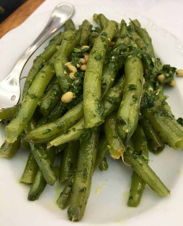 review photo of Via Carota Fagioli con pesto shared by @happyfluffyvegan on 01 Jul 2018 - review
